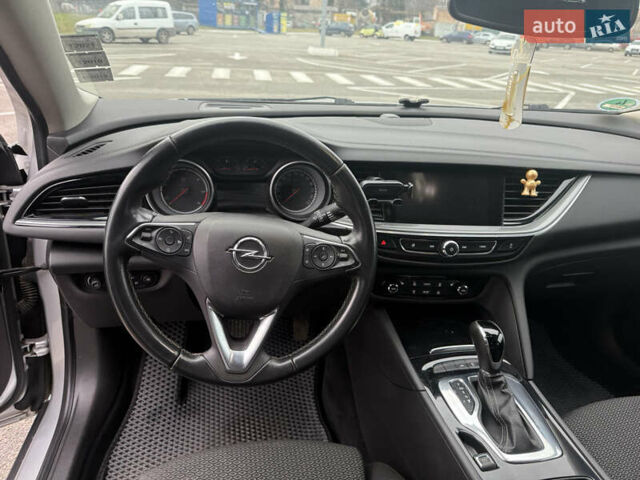 Серый Опель Инсигния, объемом двигателя 2 л и пробегом 213 тыс. км за 13900 $, фото 10 на Automoto.ua