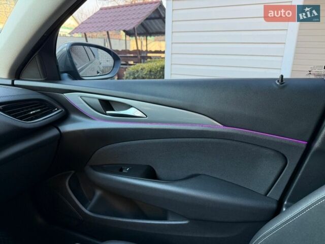 Серый Опель Инсигния, объемом двигателя 1.6 л и пробегом 255 тыс. км за 12950 $, фото 23 на Automoto.ua