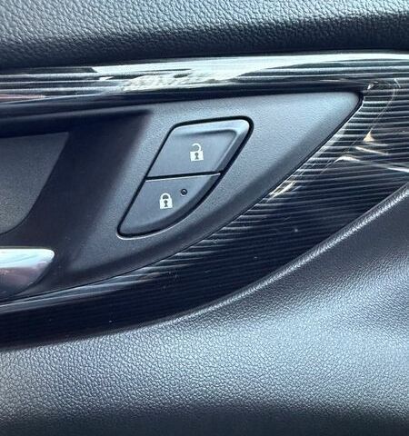 Серый Опель Инсигния, объемом двигателя 2 л и пробегом 245 тыс. км за 15099 $, фото 50 на Automoto.ua