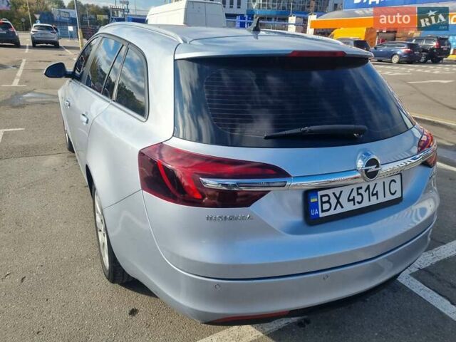 Сірий Опель Інсігнія, об'ємом двигуна 1.6 л та пробігом 284 тис. км за 11000 $, фото 4 на Automoto.ua