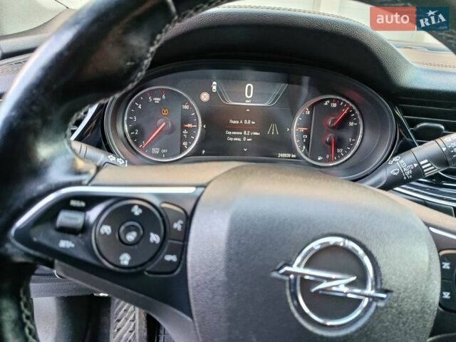 Серый Опель Инсигния, объемом двигателя 1.96 л и пробегом 250 тыс. км за 12200 $, фото 9 на Automoto.ua