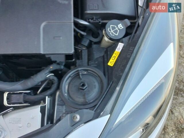 Сірий Опель Інсігнія, об'ємом двигуна 1.96 л та пробігом 176 тис. км за 11300 $, фото 21 на Automoto.ua