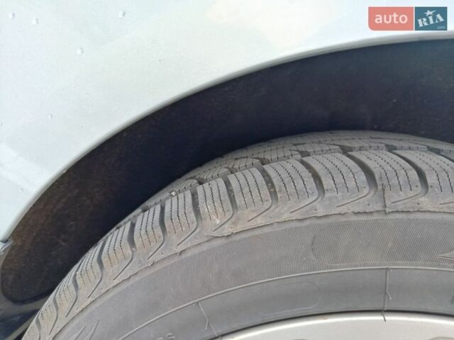 Серый Опель Инсигния, объемом двигателя 1.96 л и пробегом 250 тыс. км за 12200 $, фото 17 на Automoto.ua