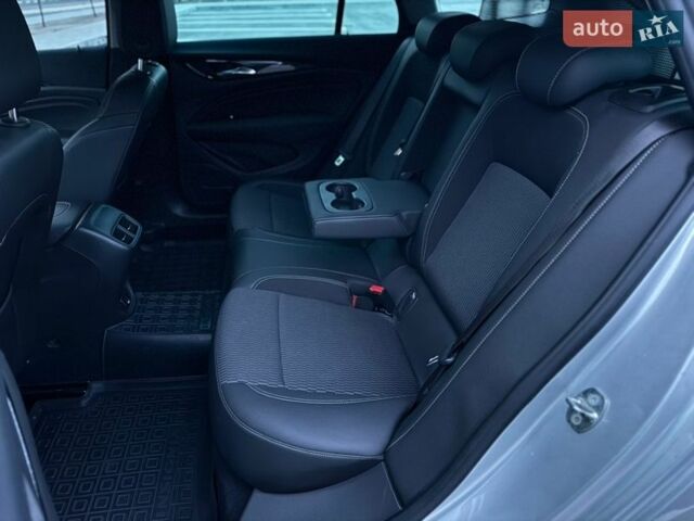 Сірий Опель Інсігнія, об'ємом двигуна 1.96 л та пробігом 210 тис. км за 14800 $, фото 25 на Automoto.ua