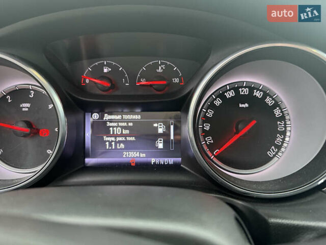 Серый Опель Инсигния, объемом двигателя 2 л и пробегом 213 тыс. км за 13900 $, фото 9 на Automoto.ua