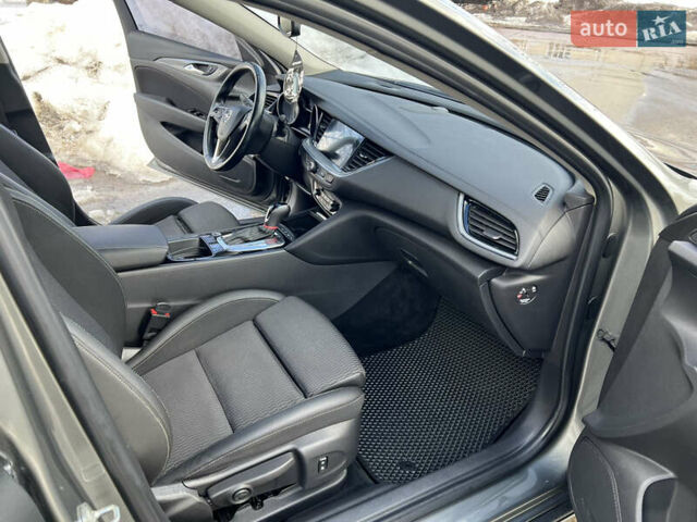 Сірий Опель Інсігнія, об'ємом двигуна 1.6 л та пробігом 255 тис. км за 13700 $, фото 34 на Automoto.ua