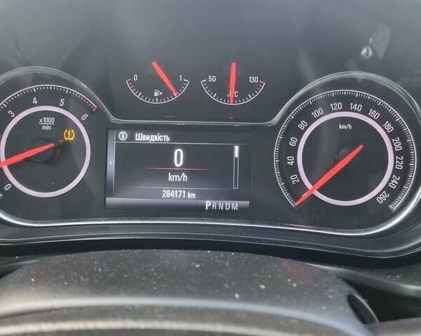 Сірий Опель Інсігнія, об'ємом двигуна 1.6 л та пробігом 284 тис. км за 11000 $, фото 8 на Automoto.ua