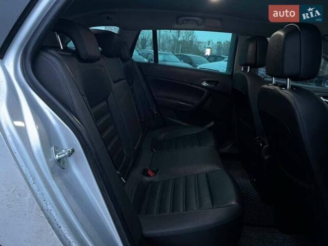 Сірий Опель Інсігнія, об'ємом двигуна 1.6 л та пробігом 187 тис. км за 11990 $, фото 9 на Automoto.ua