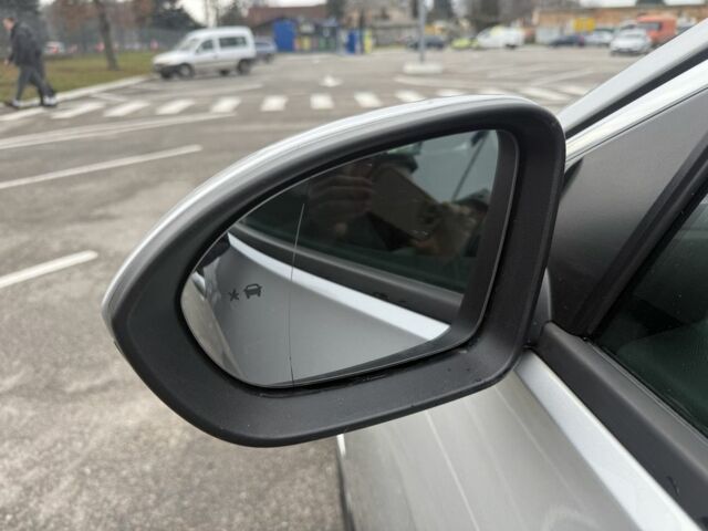 Серый Опель Инсигния, объемом двигателя 2 л и пробегом 213 тыс. км за 14300 $, фото 8 на Automoto.ua