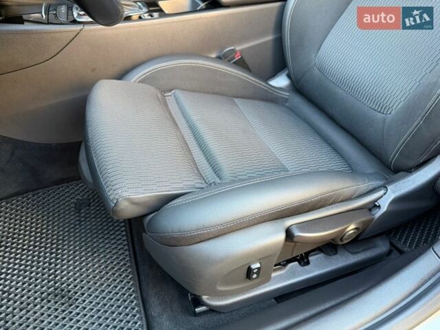 Серый Опель Инсигния, объемом двигателя 1.6 л и пробегом 255 тыс. км за 12950 $, фото 18 на Automoto.ua