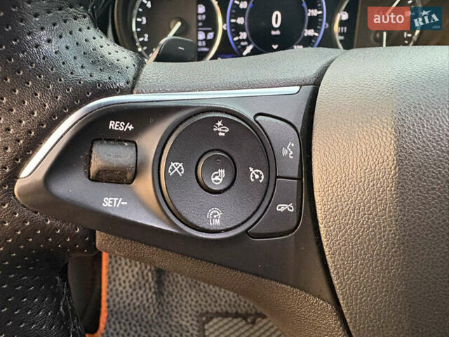 Серый Опель Инсигния, объемом двигателя 1.96 л и пробегом 210 тыс. км за 15250 $, фото 64 на Automoto.ua