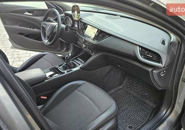 Сірий Опель Інсігнія, об'ємом двигуна 1.6 л та пробігом 169 тис. км за 12800 $, фото 12 на Automoto.ua