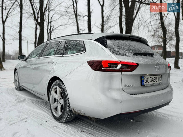 Серый Опель Инсигния, объемом двигателя 1.6 л и пробегом 233 тыс. км за 13999 $, фото 6 на Automoto.ua