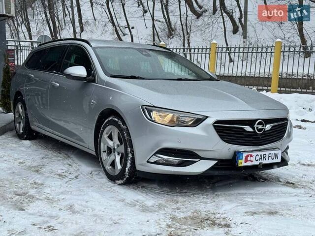 Серый Опель Инсигния, объемом двигателя 1.6 л и пробегом 250 тыс. км за 12700 $, фото 2 на Automoto.ua