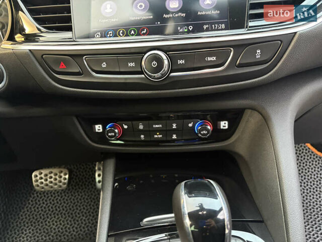 Серый Опель Инсигния, объемом двигателя 1.96 л и пробегом 210 тыс. км за 15250 $, фото 44 на Automoto.ua