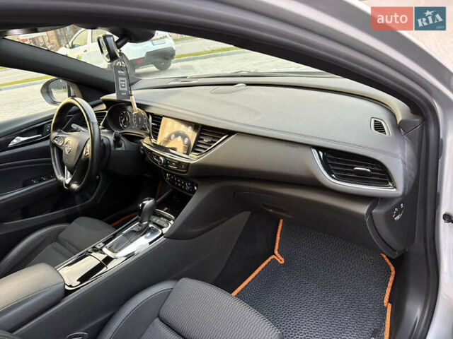 Серый Опель Инсигния, объемом двигателя 1.96 л и пробегом 210 тыс. км за 15250 $, фото 38 на Automoto.ua