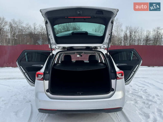 Серый Опель Инсигния, объемом двигателя 1.6 л и пробегом 237 тыс. км за 13200 $, фото 34 на Automoto.ua