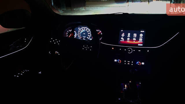 Серый Опель Инсигния, объемом двигателя 1.6 л и пробегом 186 тыс. км за 15000 $, фото 1 на Automoto.ua