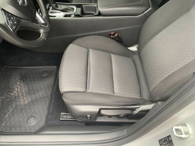 Сірий Опель Інсігнія, об'ємом двигуна 2 л та пробігом 212 тис. км за 14200 $, фото 9 на Automoto.ua