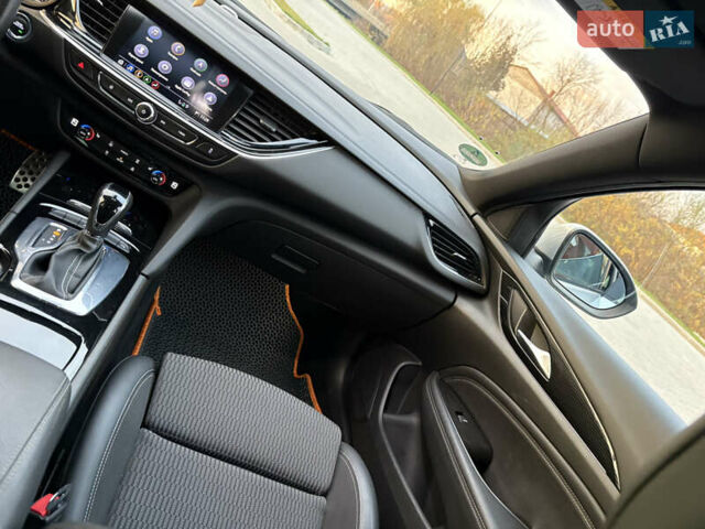 Серый Опель Инсигния, объемом двигателя 1.96 л и пробегом 210 тыс. км за 15250 $, фото 49 на Automoto.ua