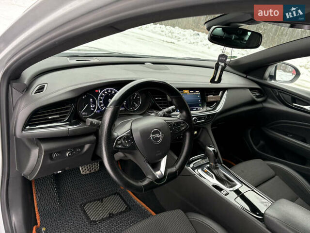Сірий Опель Інсігнія, об'ємом двигуна 1.96 л та пробігом 218 тис. км за 14999 $, фото 25 на Automoto.ua