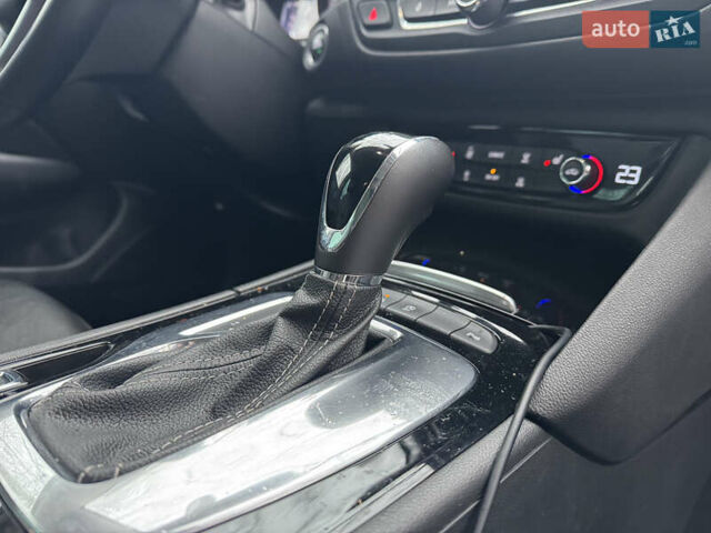 Сірий Опель Інсігнія, об'ємом двигуна 1.6 л та пробігом 233 тис. км за 14900 $, фото 22 на Automoto.ua