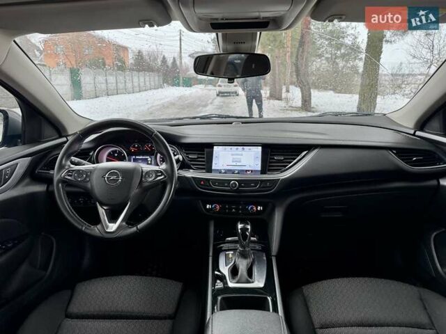 Серый Опель Инсигния, объемом двигателя 2 л и пробегом 207 тыс. км за 12999 $, фото 14 на Automoto.ua