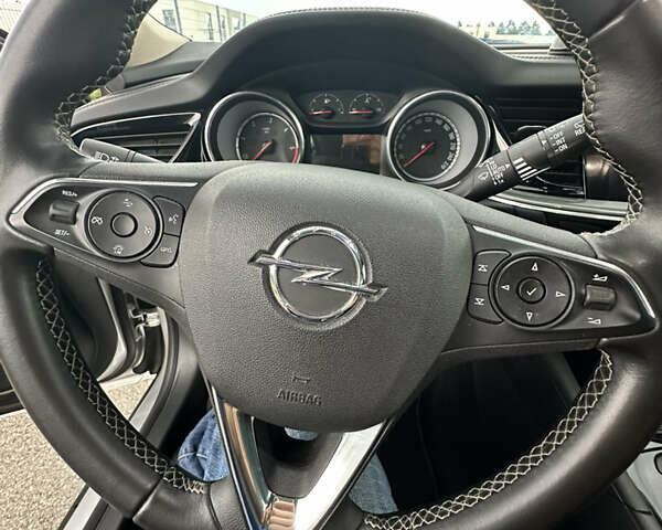 Серый Опель Инсигния, объемом двигателя 1.96 л и пробегом 160 тыс. км за 12779 $, фото 10 на Automoto.ua