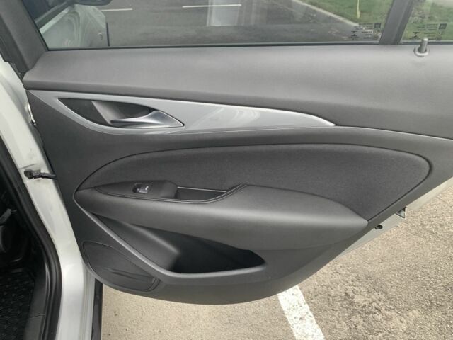 Сірий Опель Інсігнія, об'ємом двигуна 2 л та пробігом 212 тис. км за 14200 $, фото 14 на Automoto.ua