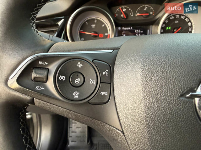 Серый Опель Инсигния, объемом двигателя 1.6 л и пробегом 169 тыс. км за 13900 $, фото 32 на Automoto.ua