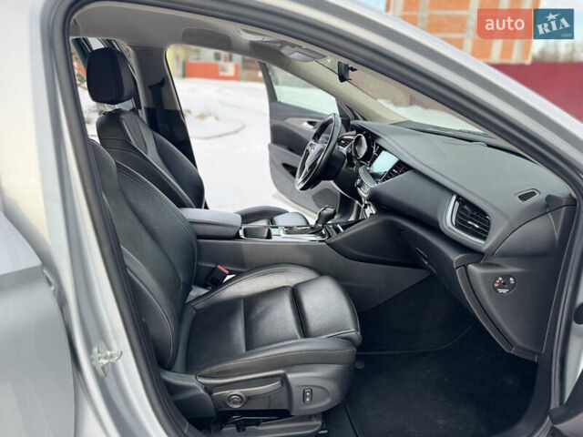 Сірий Опель Інсігнія, об'ємом двигуна 1.6 л та пробігом 235 тис. км за 12900 $, фото 23 на Automoto.ua