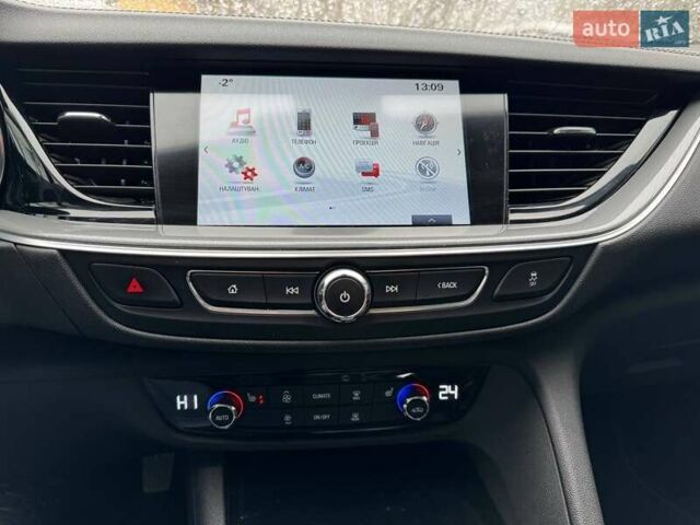 Серый Опель Инсигния, объемом двигателя 1.6 л и пробегом 250 тыс. км за 12700 $, фото 15 на Automoto.ua