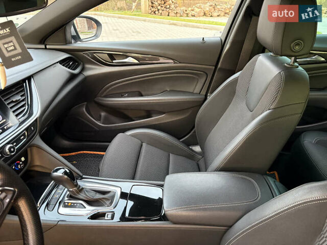 Серый Опель Инсигния, объемом двигателя 1.96 л и пробегом 210 тыс. км за 15250 $, фото 37 на Automoto.ua