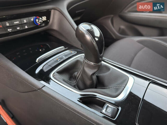 Серый Опель Инсигния, объемом двигателя 1.6 л и пробегом 169 тыс. км за 13900 $, фото 36 на Automoto.ua