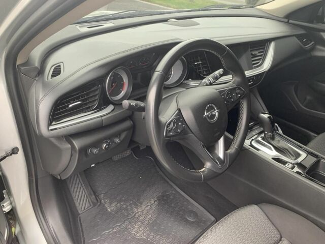 Сірий Опель Інсігнія, об'ємом двигуна 2 л та пробігом 212 тис. км за 14200 $, фото 4 на Automoto.ua