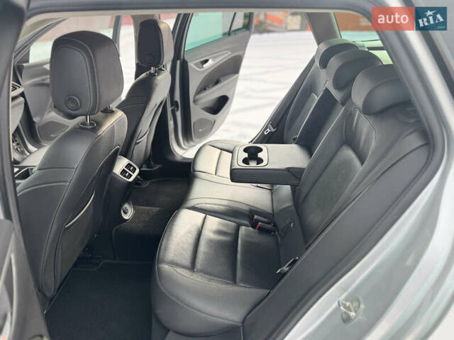 Сірий Опель Інсігнія, об'ємом двигуна 1.6 л та пробігом 235 тис. км за 12900 $, фото 18 на Automoto.ua