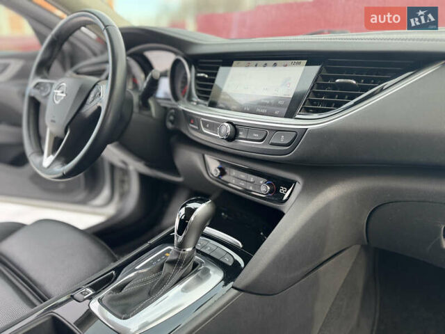 Сірий Опель Інсігнія, об'ємом двигуна 1.6 л та пробігом 235 тис. км за 12900 $, фото 27 на Automoto.ua