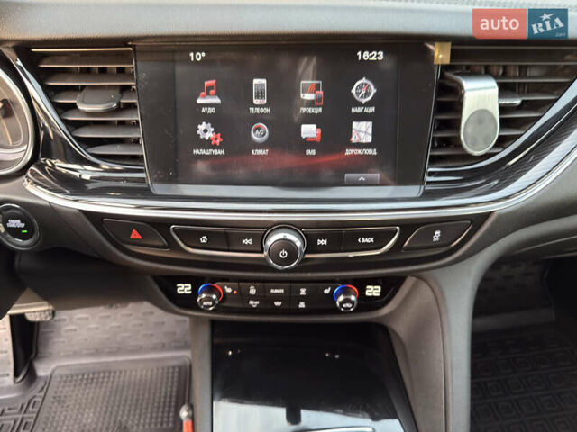 Серый Опель Инсигния, объемом двигателя 1.6 л и пробегом 169 тыс. км за 13900 $, фото 35 на Automoto.ua