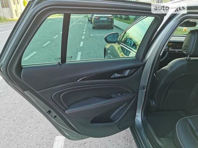 Сірий Опель Інсігнія, об'ємом двигуна 2 л та пробігом 196 тис. км за 17200 $, фото 18 на Automoto.ua