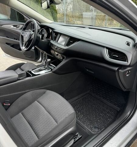 Серый Опель Инсигния, объемом двигателя 2 л и пробегом 238 тыс. км за 15500 $, фото 16 на Automoto.ua