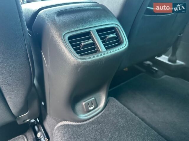 Сірий Опель Інсігнія, об'ємом двигуна 2 л та пробігом 179 тис. км за 18300 $, фото 35 на Automoto.ua