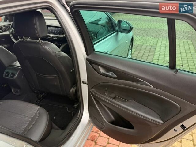 Сірий Опель Інсігнія, об'ємом двигуна 1.96 л та пробігом 197 тис. км за 17900 $, фото 44 на Automoto.ua