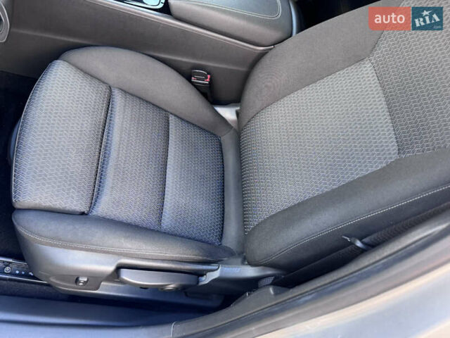 Сірий Опель Інсігнія, об'ємом двигуна 1.96 л та пробігом 44 тис. км за 20500 $, фото 27 на Automoto.ua