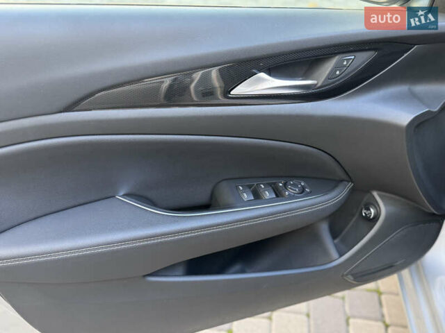 Сірий Опель Інсігнія, об'ємом двигуна 1.96 л та пробігом 44 тис. км за 20500 $, фото 31 на Automoto.ua