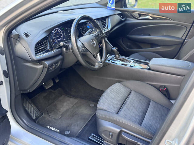 Сірий Опель Інсігнія, об'ємом двигуна 1.96 л та пробігом 44 тис. км за 20500 $, фото 25 на Automoto.ua