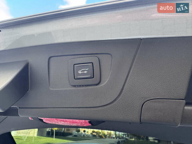 Сірий Опель Інсігнія, об'ємом двигуна 1.96 л та пробігом 44 тис. км за 20500 $, фото 39 на Automoto.ua