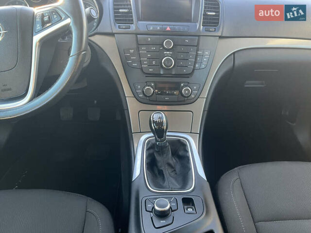 Серый Опель Инсигния, объемом двигателя 1.8 л и пробегом 188 тыс. км за 7200 $, фото 28 на Automoto.ua