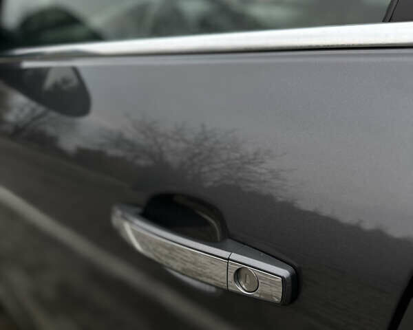 Серый Опель Инсигния, объемом двигателя 1.8 л и пробегом 234 тыс. км за 7500 $, фото 11 на Automoto.ua