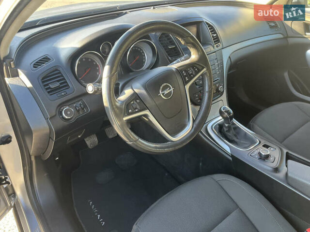 Серый Опель Инсигния, объемом двигателя 1.8 л и пробегом 188 тыс. км за 7200 $, фото 13 на Automoto.ua