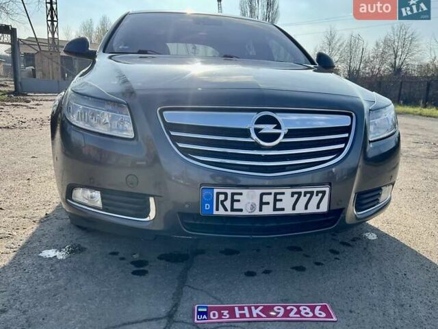 Серый Опель Инсигния, объемом двигателя 1.8 л и пробегом 208 тыс. км за 7400 $, фото 4 на Automoto.ua